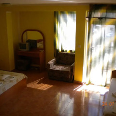 Отель Standard Guest House комната для гостей
