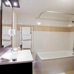 Отель Aparthotel Adagio access Marseille Saint Charles 3* Студия с различными типами кроватей