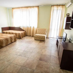 Family Hotel Apolon комната для гостей фото 4