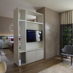 Ramada Hotel & Suites by Wyndham JBR 4* Стандартный номер фото 4