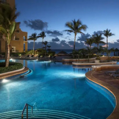 Отель The Ritz-Carlton Cancun бассейн