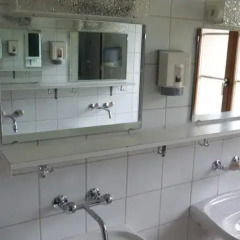 Youth Hostel Chateau-D'oex ванная