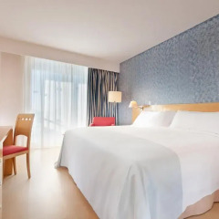 Отель Tryp Port Cambrils 4* Улучшенный номер с различными типами кроватей фото 4