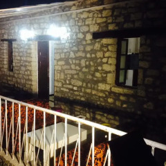 Отель Guest House Meti Албания, Берат - отзывы, цены и фото номеров - забронировать отель Guest House Meti онлайн балкон