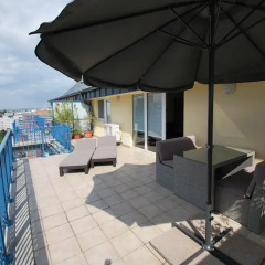 Апартаменты Arpad Bridge Apartments бассейн