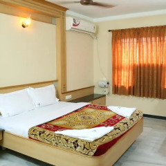 Hotel ESS Paradise комната для гостей