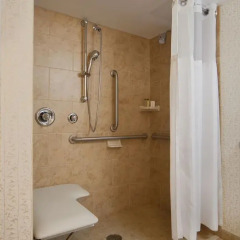 Отель DoubleTree Resort by Hilton Lancaster 3* Люкс с различными типами кроватей фото 4