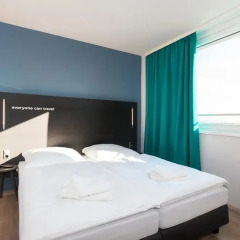 Отель A&O Prague Rhea 3* Стандартный номер с различными типами кроватей фото 8