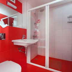 Marins Park Hotel Novosibirsk 4* Улучшенный номер с разными типами кроватей фото 5