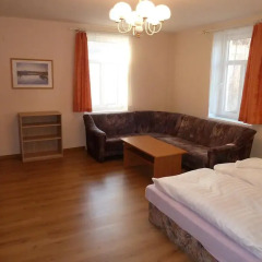 Отель Penzion Holiday 3* Апартаменты с различными типами кроватей фото 4