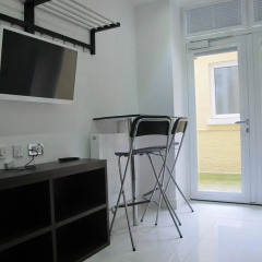 Отель 41 Albany House балкон