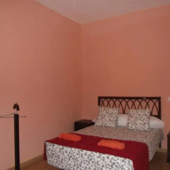Отель Village Rooms Multicolor Испания, Мадрид - отзывы, цены и фото номеров - забронировать отель Village Rooms Multicolor онлайн комната для гостей фото 2
