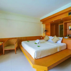 Seaview Patong Hotel 3* Номер Делюкс с двуспальной кроватью