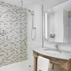 Отель Hampton by Hilton Glasgow Central 3* Стандартный номер с двуспальной кроватью фото 6