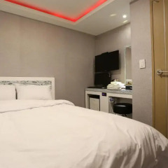 Top Hotel Myeongdong 2* Номер категории Эконом с различными типами кроватей