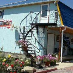 Гостиница Guest House U Vandy в Приветном отзывы, цены и фото номеров - забронировать гостиницу Guest House U Vandy онлайн Приветное фото 2