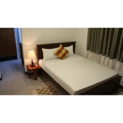 Отель Kanda Uda - Kandy Paris 3* Стандартный номер