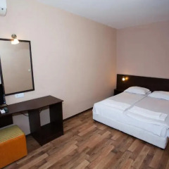 Bisser Hotel 3* Стандартный номер с разными типами кроватей фото 2