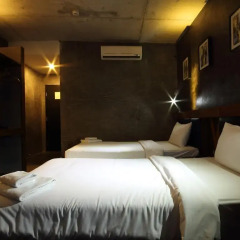 B2 Bangkok Hotel - Srinakarin 3* Улучшенный номер с различными типами кроватей фото 4