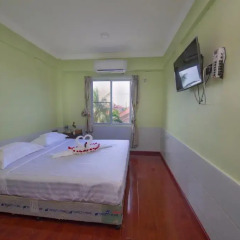 Hotel Myat Nan Taw Win 3* Улучшенный номер с различными типами кроватей фото 8