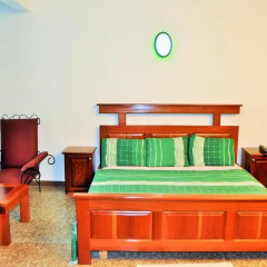 Отель SwissGha Hotels Christian Retreat & Hospitality Centre комната для гостей фото 4