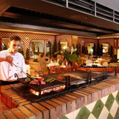 Отель Aparthotel Guitart Central Park Aqua Resort Испания, Льорет-де-Мар - отзывы, цены и фото номеров - забронировать отель Aparthotel Guitart Central Park Aqua Resort онлайн питание