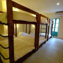 Хостел Siri Poshtel Bangkok Кровать в общем номере с двухъярусной кроватью фото 4