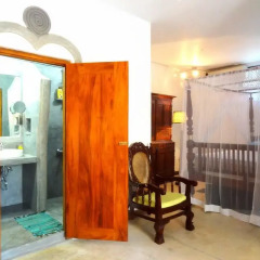 Отель French Lotus Unawatuna Guest House 3* Стандартный семейный номер фото 5