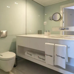 Отель Feels Like Home Chiado Prime Suites 3* Стандартный номер с различными типами кроватей фото 19