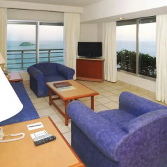 Hotel Emporio Ixtapa 3* Улучшенный номер с различными типами кроватей фото 7