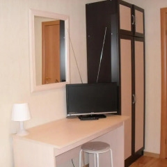 Гостиница Nardzhilia Guest House Номер с общей ванной комнатой с различными типами кроватей (общая ванная комната) фото 10