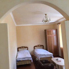 Отель Meghri Inn спа