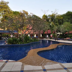 Отель Hyton Leelavadee Phuket бассейн фото 3