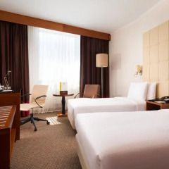 Гостиница DoubleTree by Hilton Novosibirsk 4* Стандартный номер с 2 отдельными кроватями фото 2