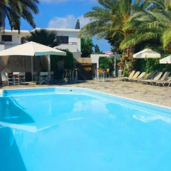 Апартаменты Andries Apartments бассейн фото 2