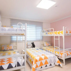 Отель Stay Now Guest House Hongdae Стандартный семейный номер с двуспальной кроватью фото 14