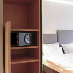 Hotel the YARD сейф в номере
