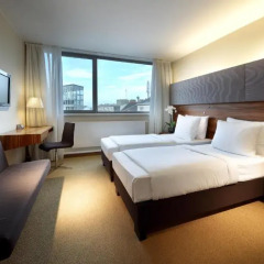 Отель Eurostars Embassy 4* Полулюкс
