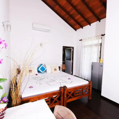 Отель Lahiru Villa 2* Номер Делюкс с различными типами кроватей