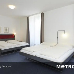 Metropole Easy City Hotel 3* Стандартный семейный номер с двуспальной кроватью
