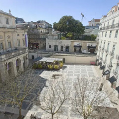 Апартаменты Lovelystay Chiado Distinctive Apartment фото 2