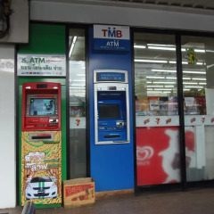 Отель 48 Ville Бангкок банкомат