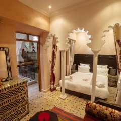 Отель Dar Ikalimo Marrakech 3* Улучшенный номер с двуспальной кроватью фото 6