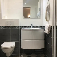 Отель Hôtel Paris Gambetta 3* Стандартный номер с двуспальной кроватью фото 2
