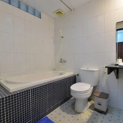 Отель Little Hanoi Hostel Вьетнам, Ханой - отзывы, цены и фото номеров - забронировать отель Little Hanoi Hostel онлайн ванная