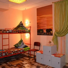 Stop-Hostel Кровать в мужском общем номере с двухъярусными кроватями