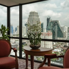 Rembrandt Hotel Suites and Towers балкон