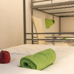 Hostel Chemodan Кровать в женском общем номере с двухъярусной кроватью фото 6