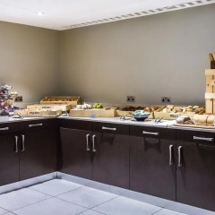 Отель Holiday Inn London - Kensington Лондон питание фото 3