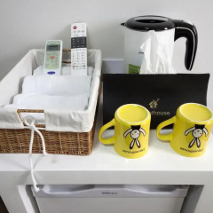 Отель 24 Guesthouse Seoul City Hall 2* Кровать в женском общем номере с двухъярусной кроватью